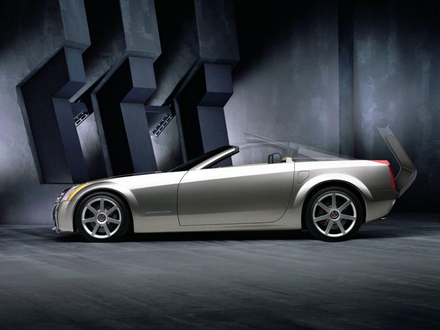  Cadillac Evoq Concept 1999 года  (фото 5 из 41)
